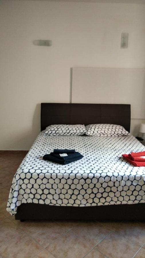 Mario Home Ossi Rom bilde